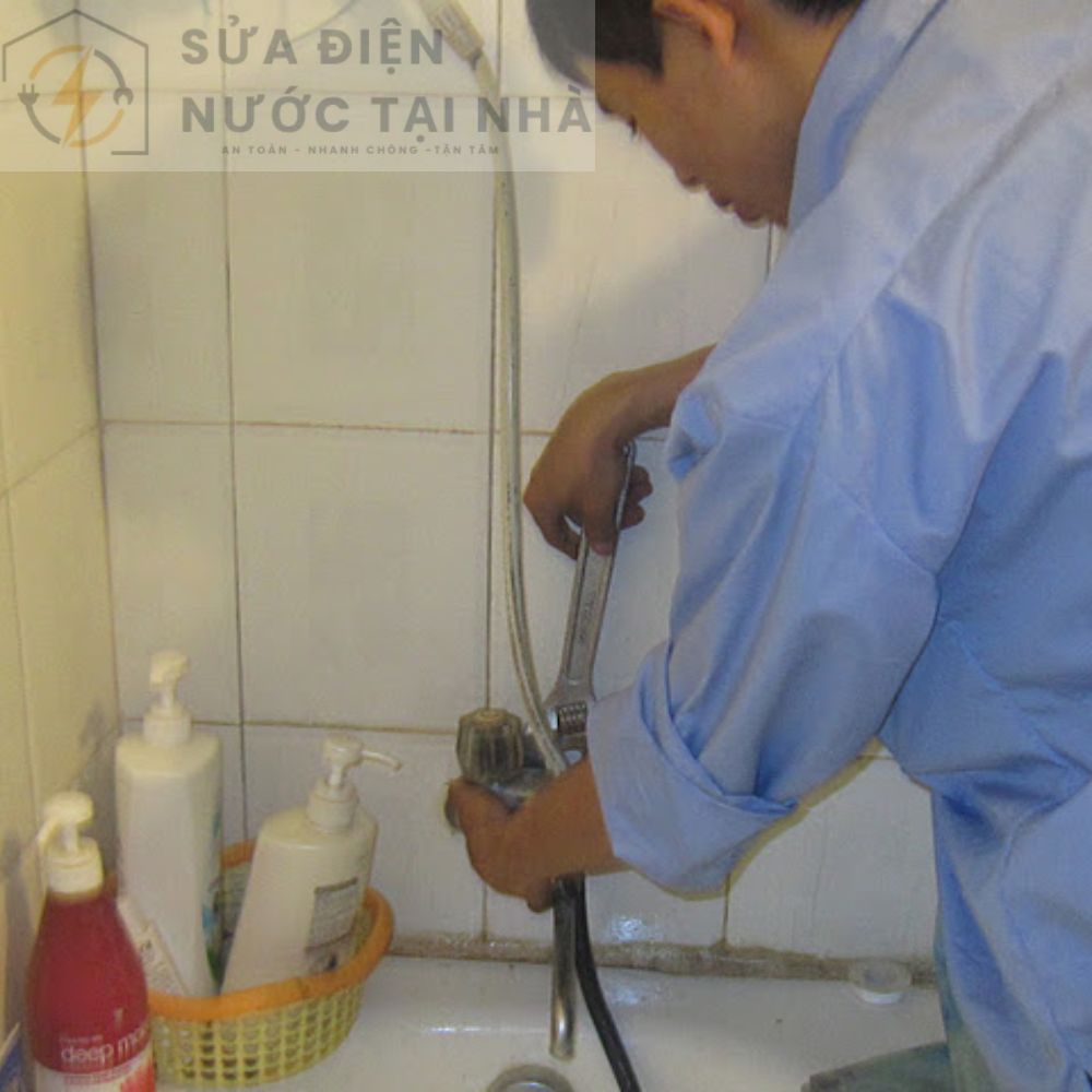 Thông tắc đường ống nước sạch không đục phá tại suachuahanoi.com